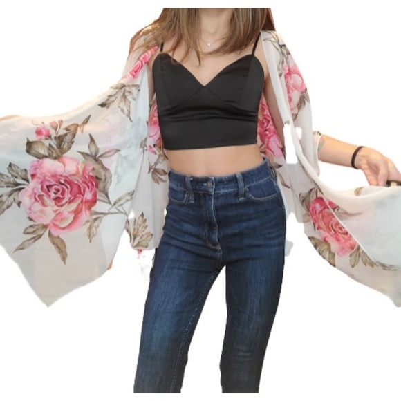 New fashion nova floral kimono - Picture 11 of 12